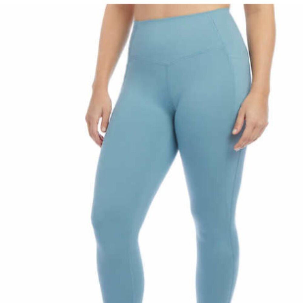 *Danskin Ladies' Brushed Legging -SMALL
